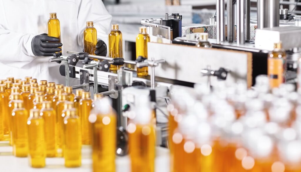 Production factory bottles manufacturing